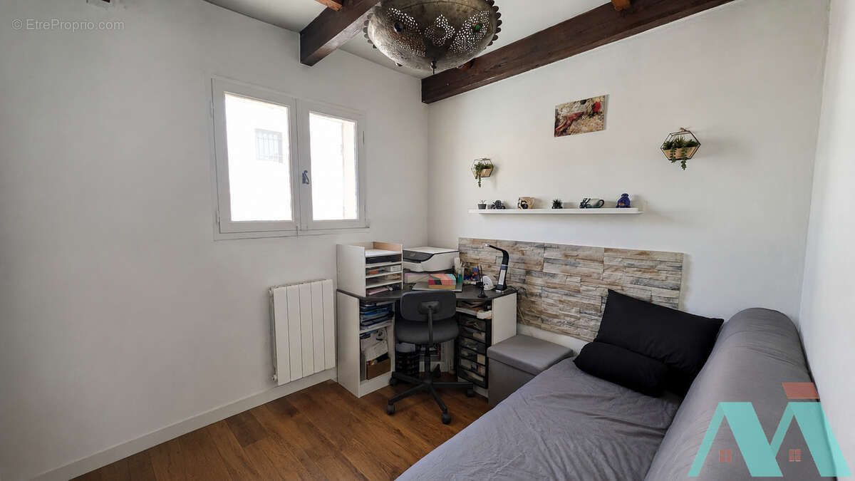 Maison à LE CASTELLET