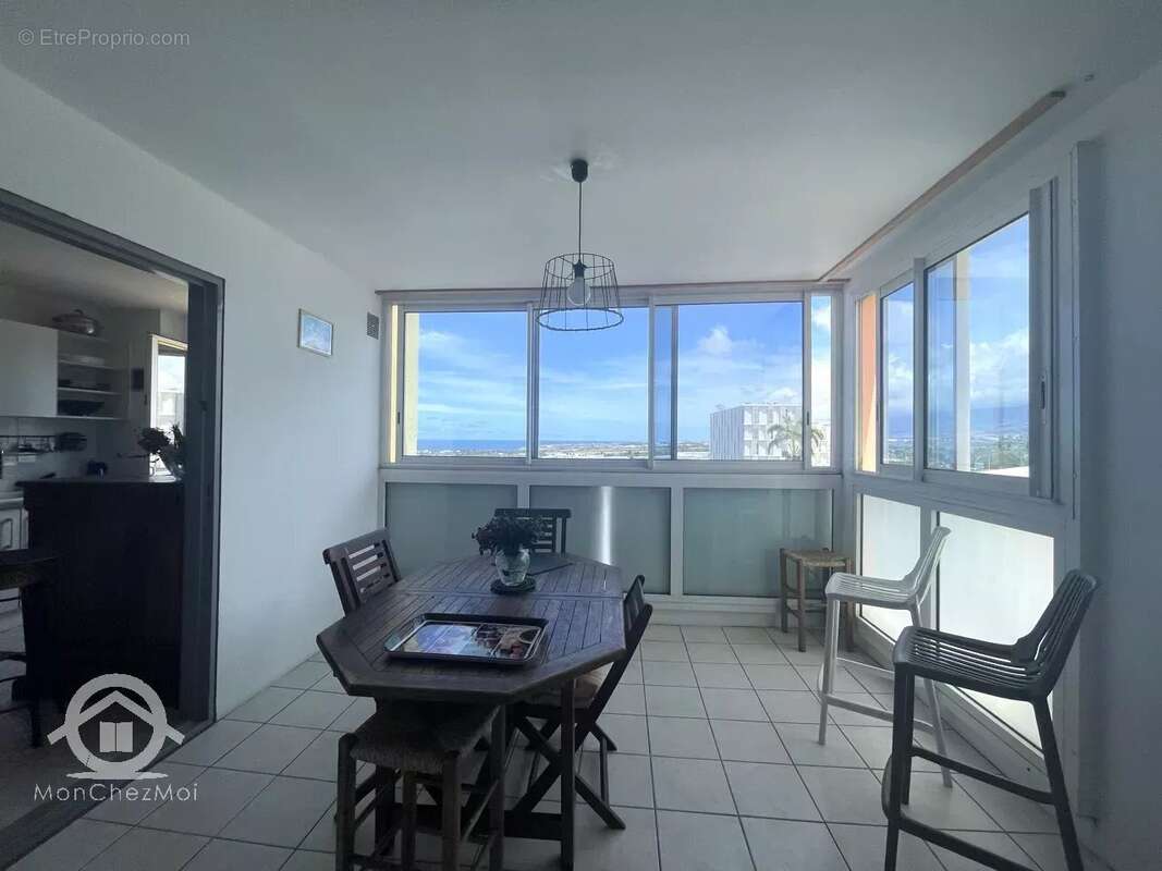 Appartement à SAINT-PIERRE