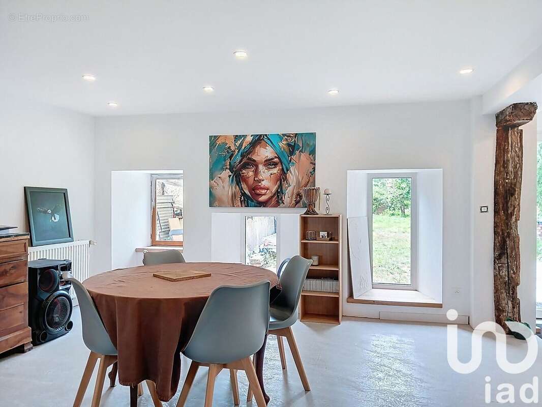 Photo 2 - Maison à VALANJOU