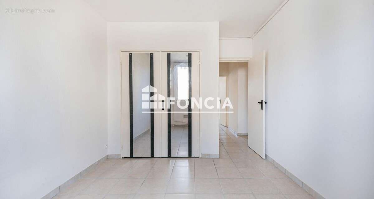 Appartement à SALON-DE-PROVENCE