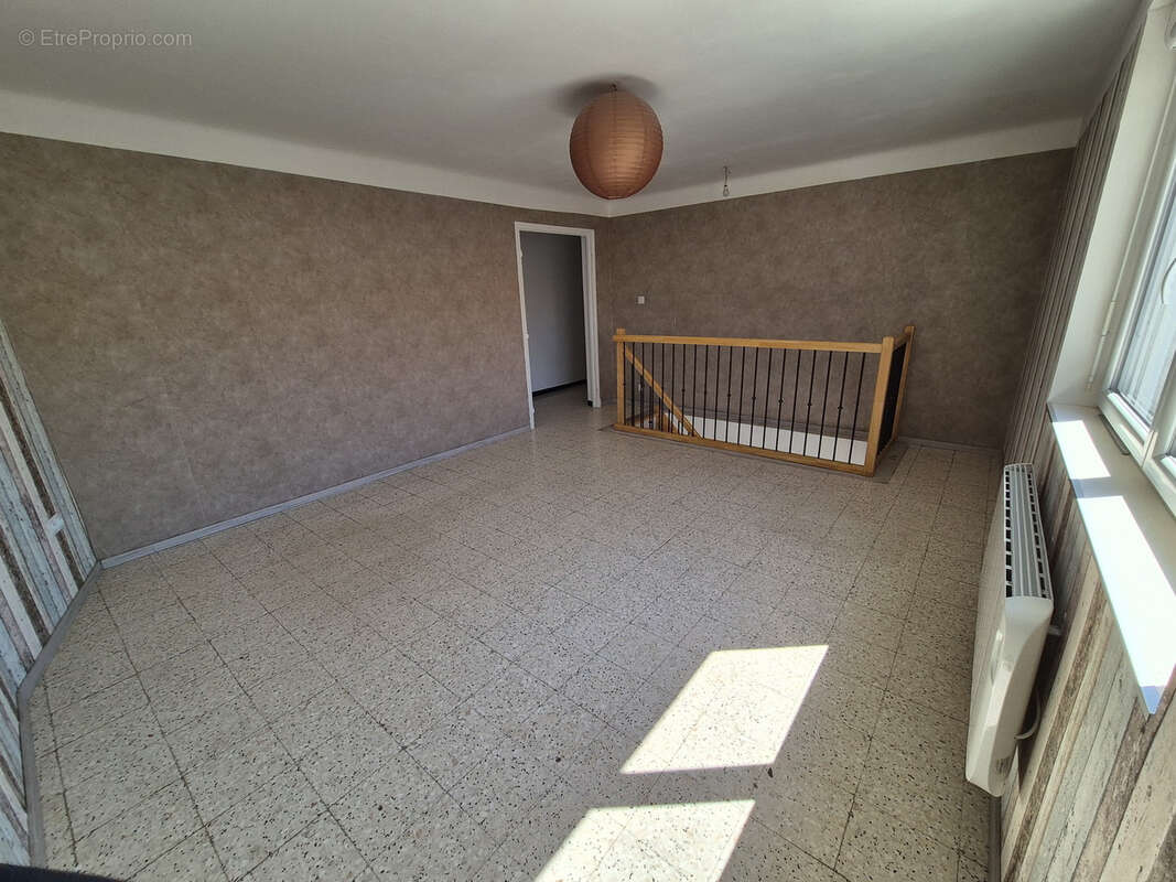 Maison familiale T8 secteur calme - photo 16