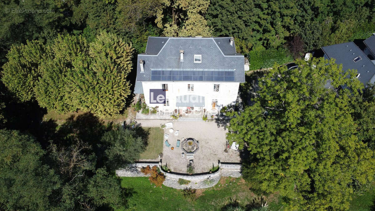Maison 253 m² à Chambery  - photo 5