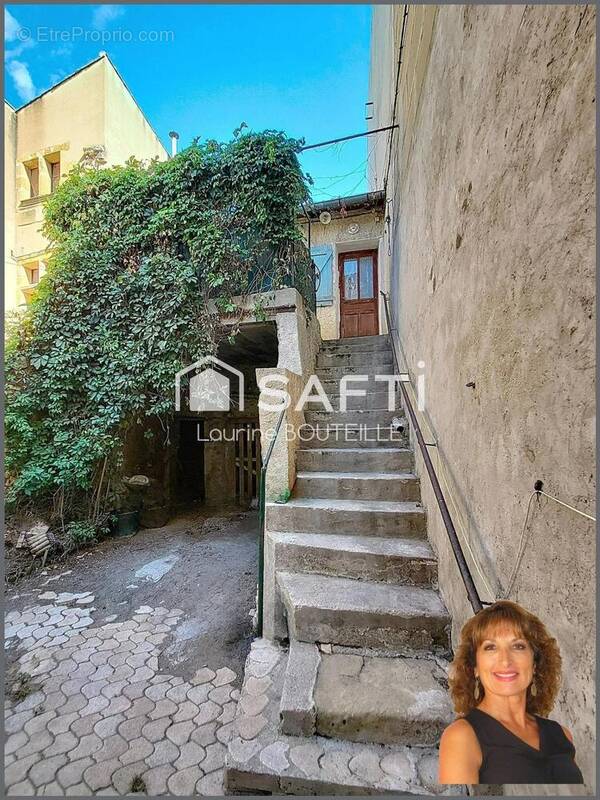 Photo 1 - Maison à EYGUIERES