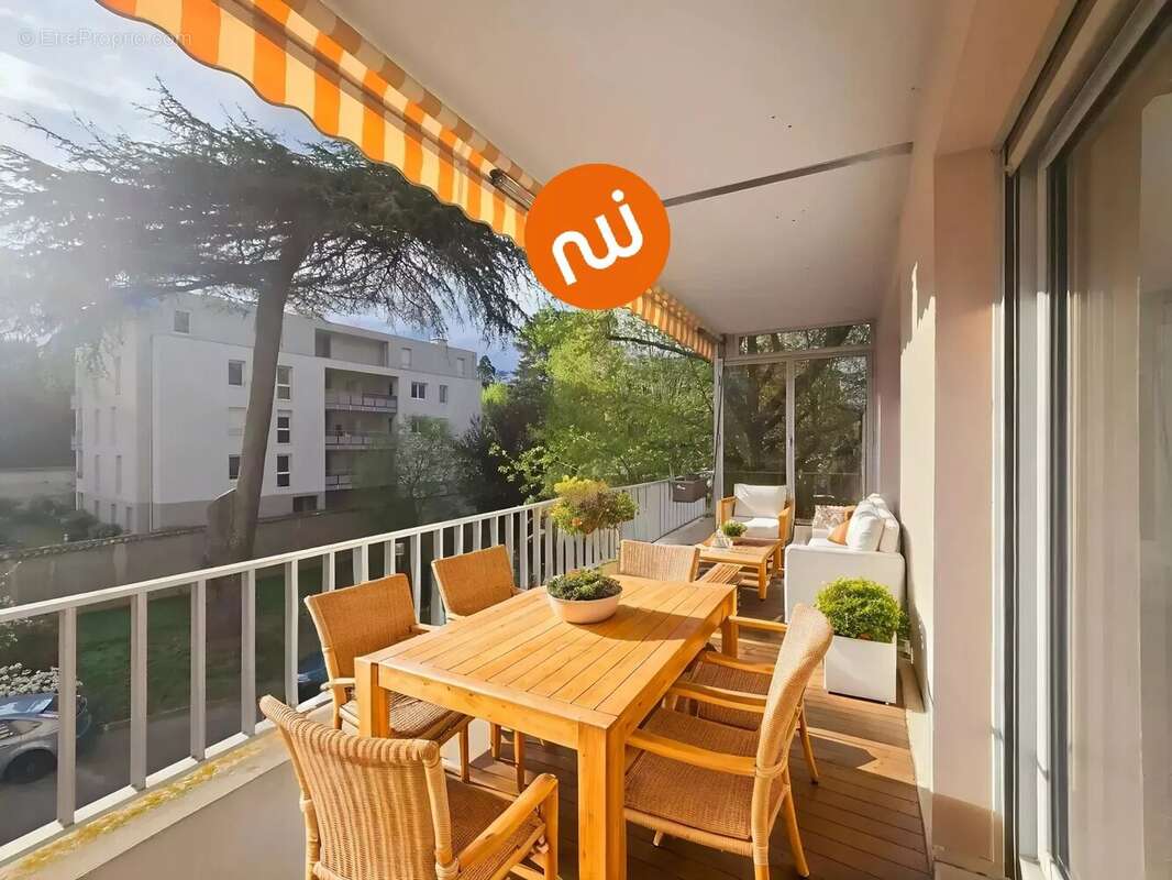 Appartement à TASSIN-LA-DEMI-LUNE