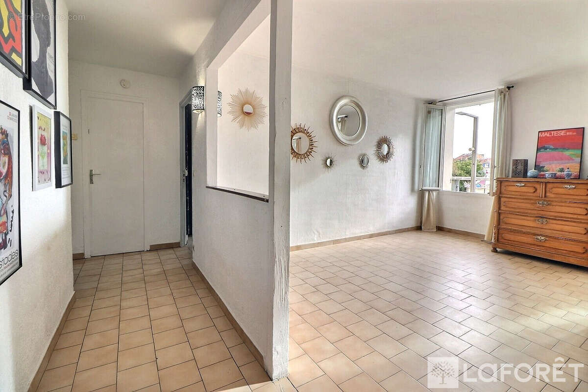 Appartement à HYERES