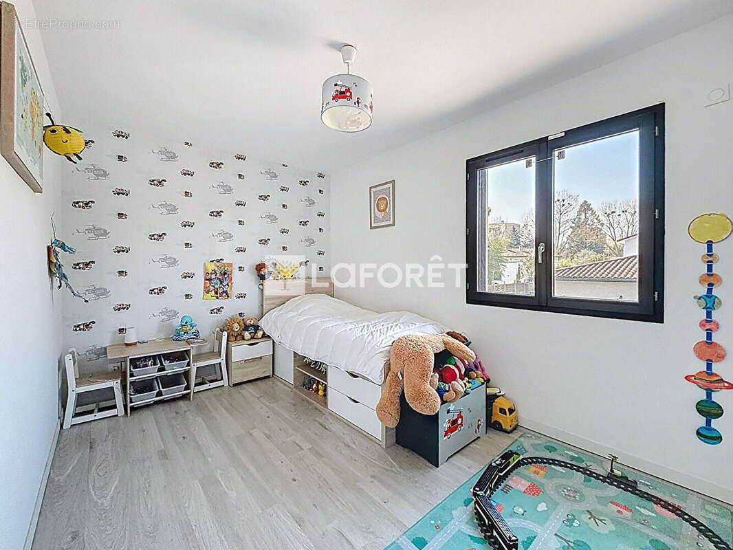 Maison à VILLEFRANCHE-SUR-SAONE