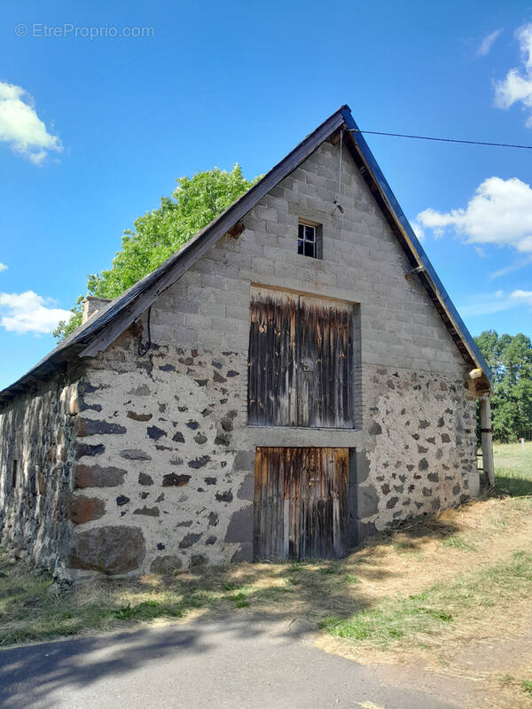 Maison à SEGUR-LES-VILLAS