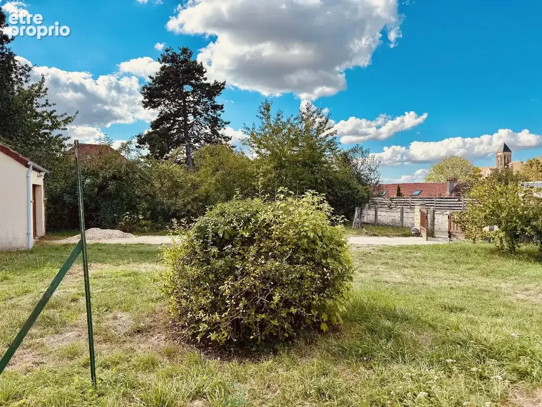VÉTHEUIL  Maison individuelle avec jardin, garage et vue sur le village - photo 3