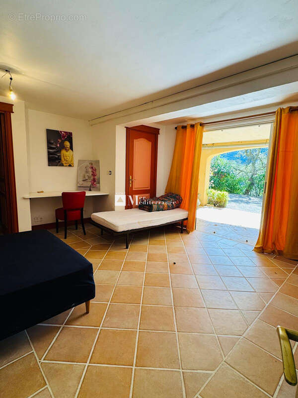 Maison à COGOLIN