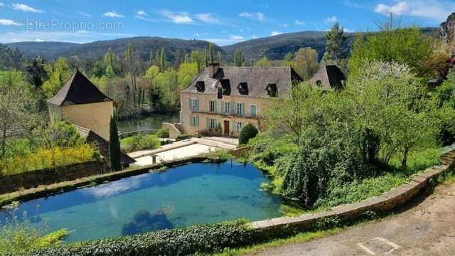 Maison à SAINT-MARTIN-LABOUVAL