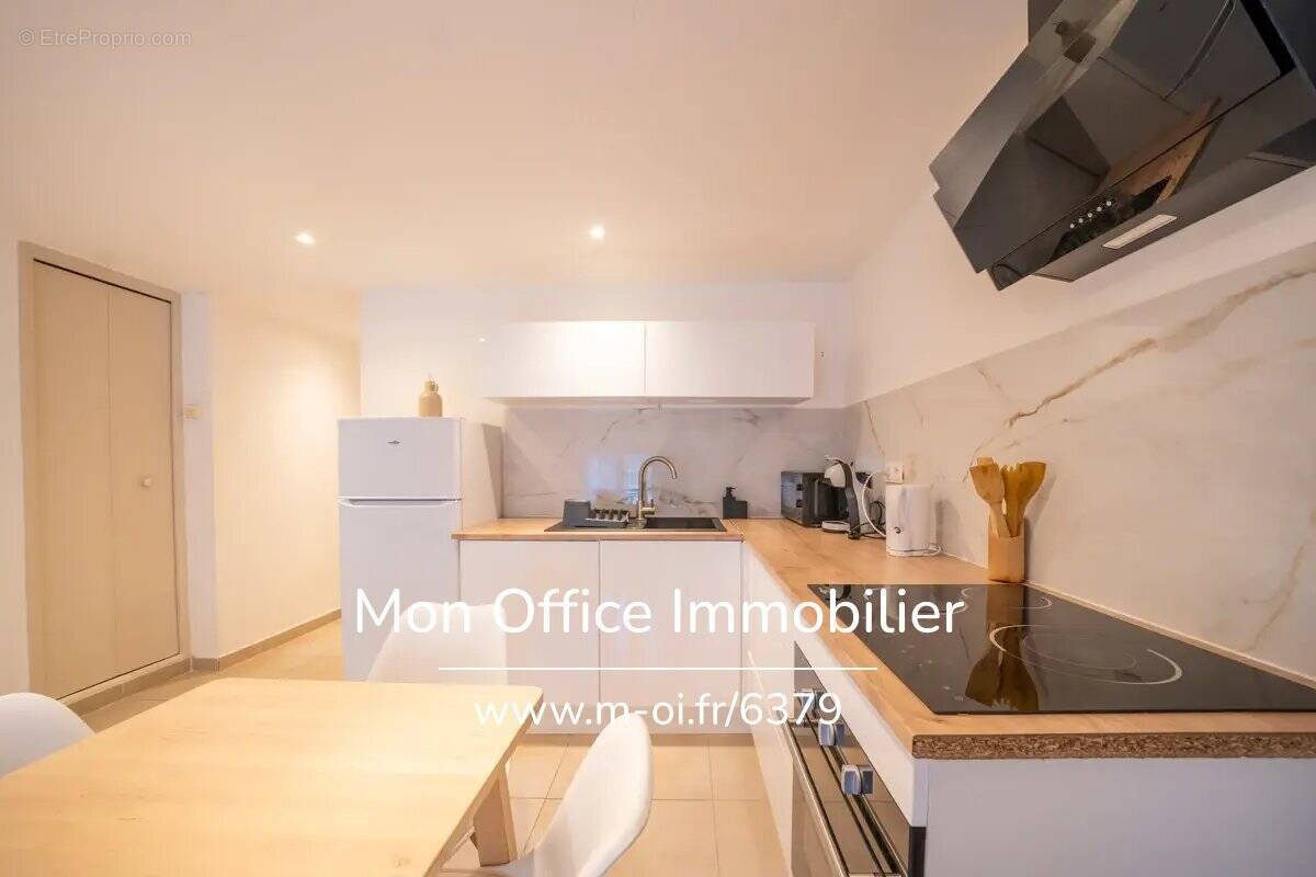 Appartement à MARSEILLE-6E