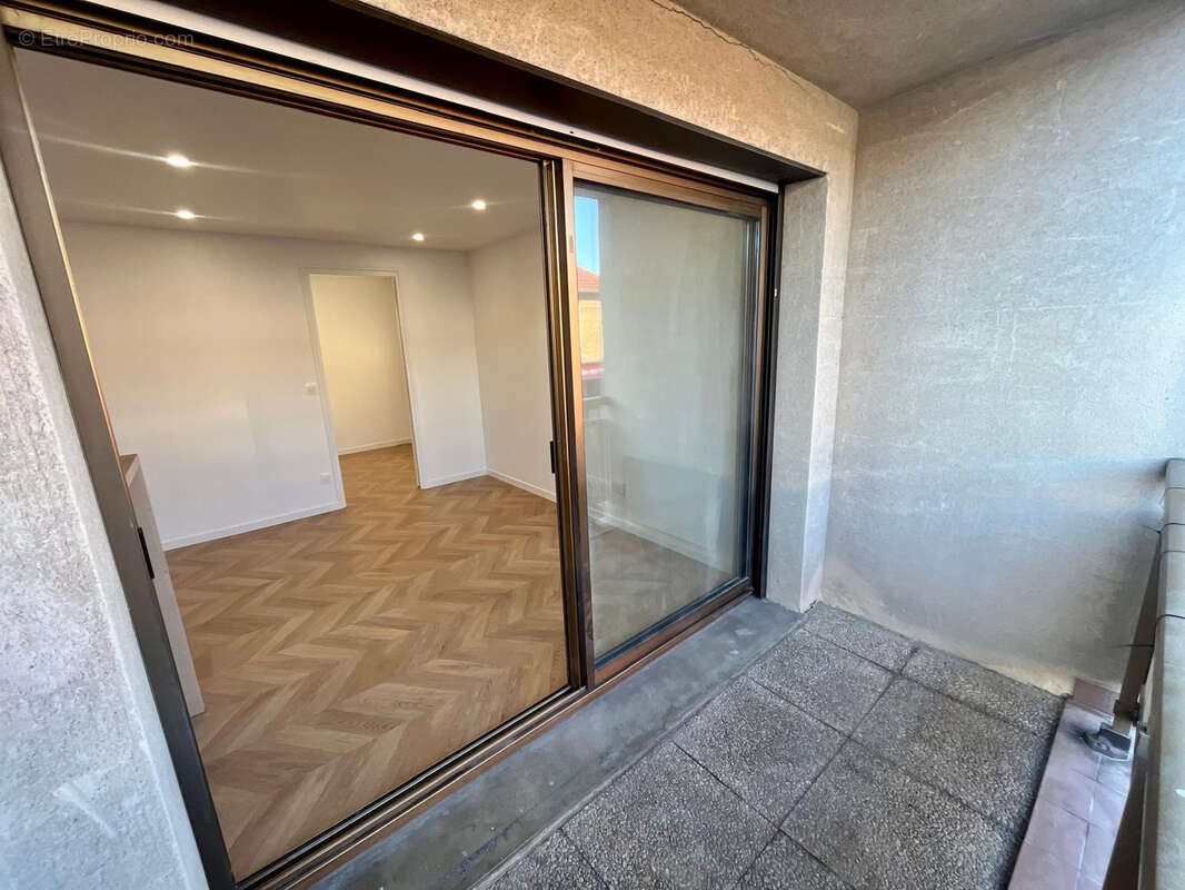 Appartement à TREMBLAY-EN-FRANCE
