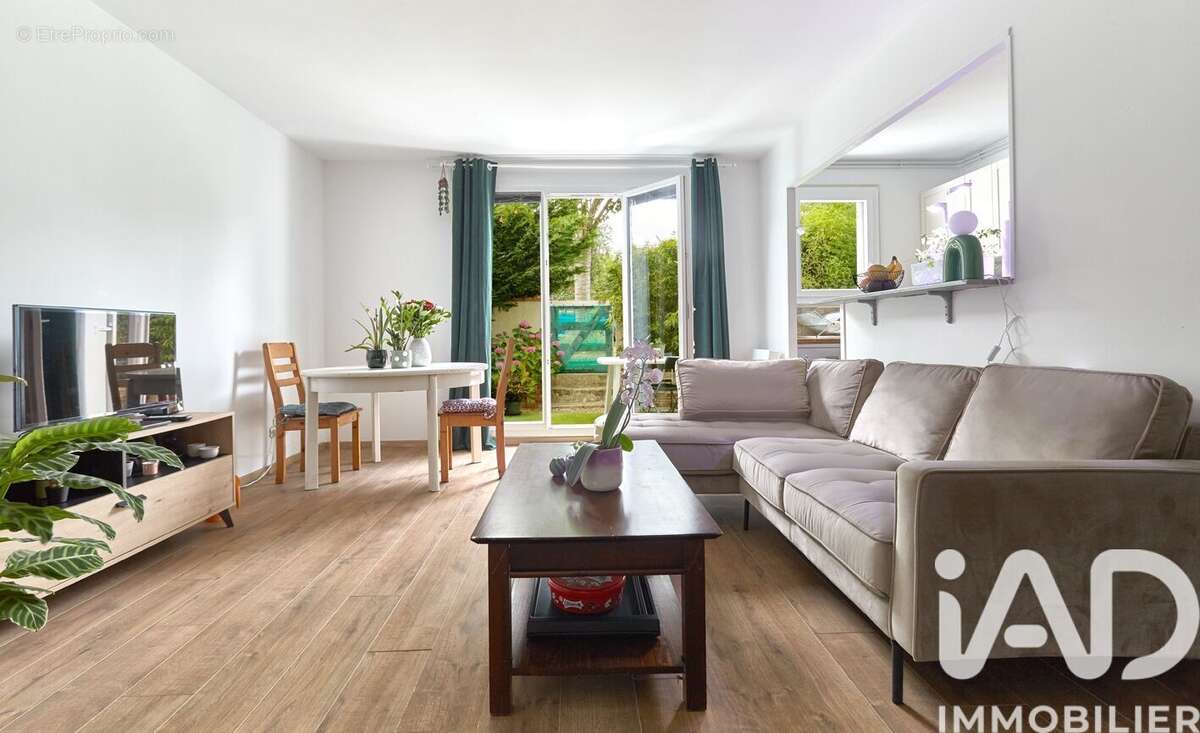 Photo 7 - Appartement à VOISINS-LE-BRETONNEUX