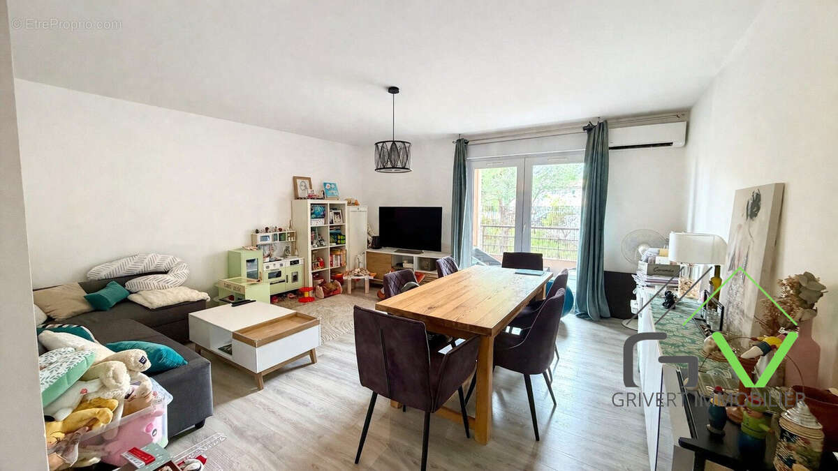 Appartement à NIMES