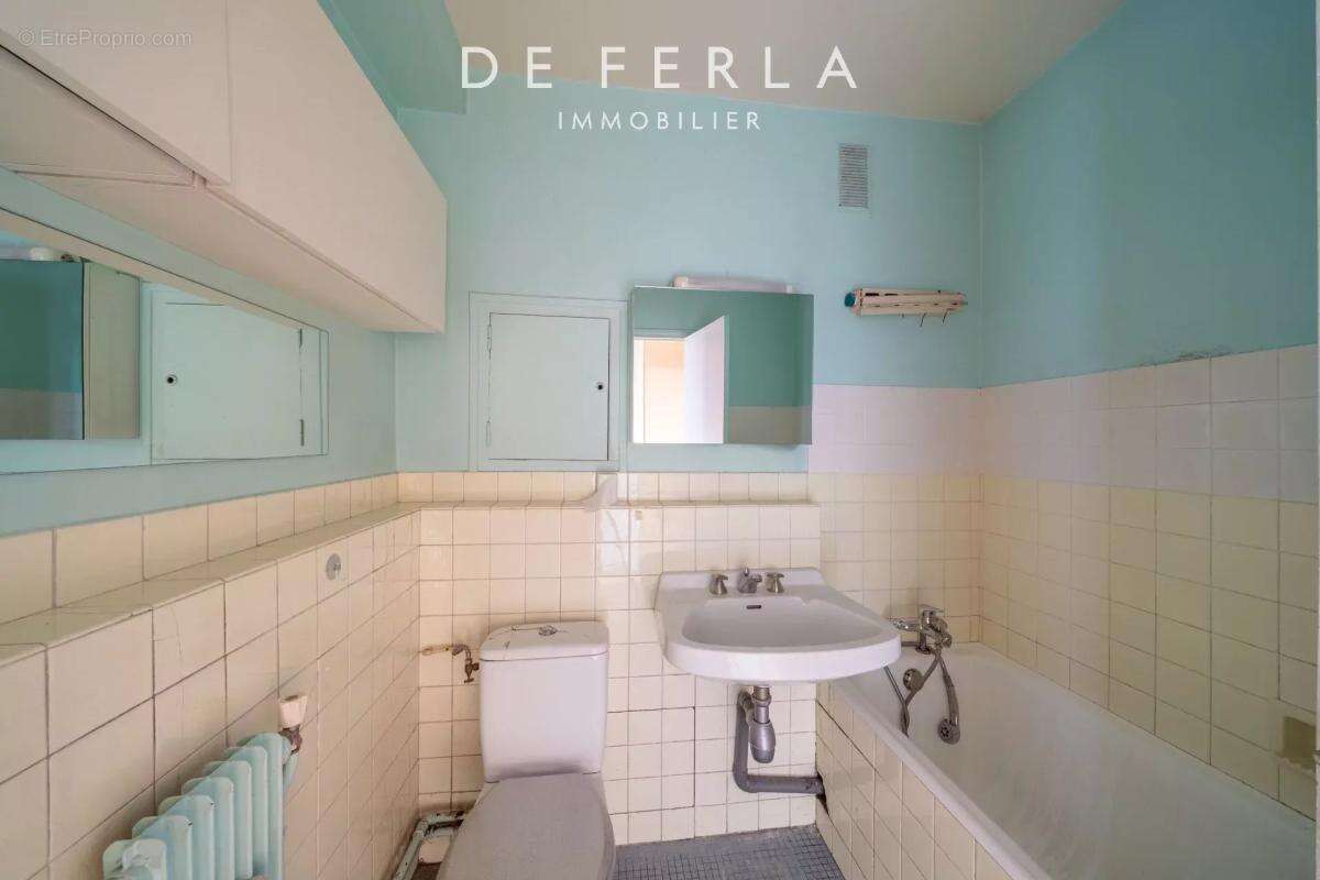 Appartement à PARIS-15E