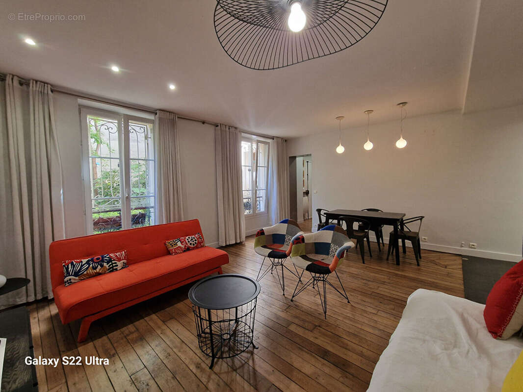 Appartement à PARIS-18E