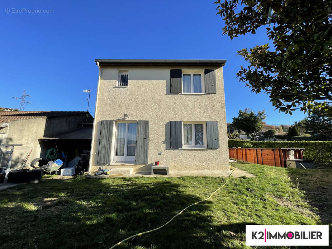 Maison à MONTELIMAR