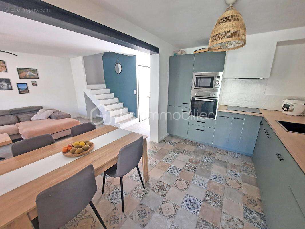 Maison à FAYENCE