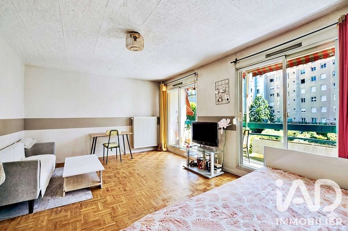 Photo 2 - Appartement à VILLEURBANNE