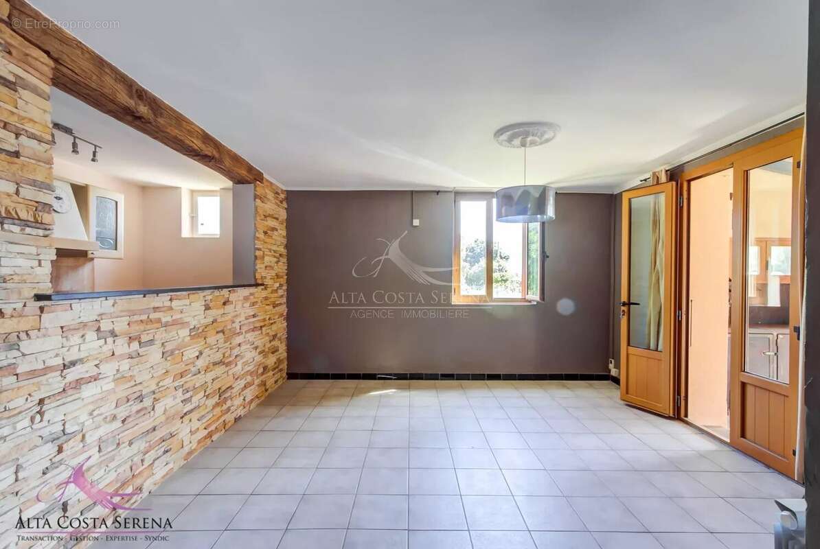 Appartement à PRUNELLI-DI-FIUMORBO