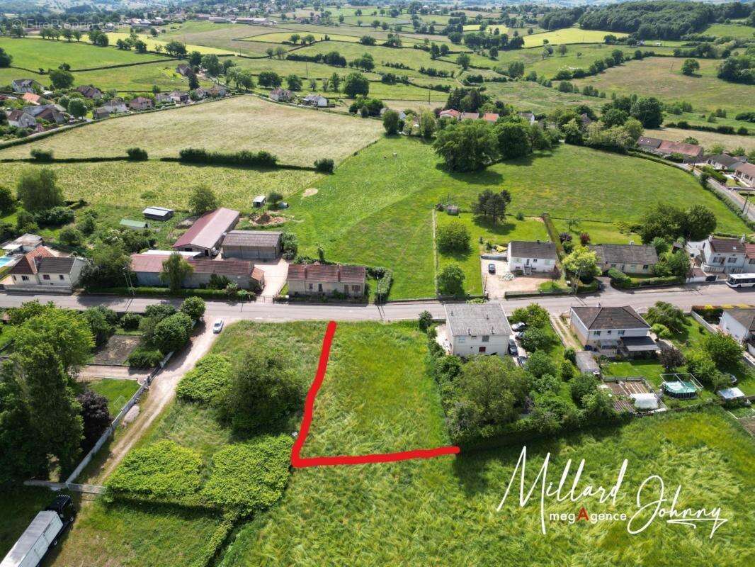 Terrain à SAINT-VALLIER