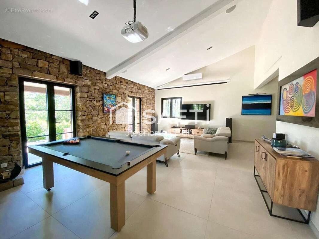 Photo 3 - Maison à LA MOTTE