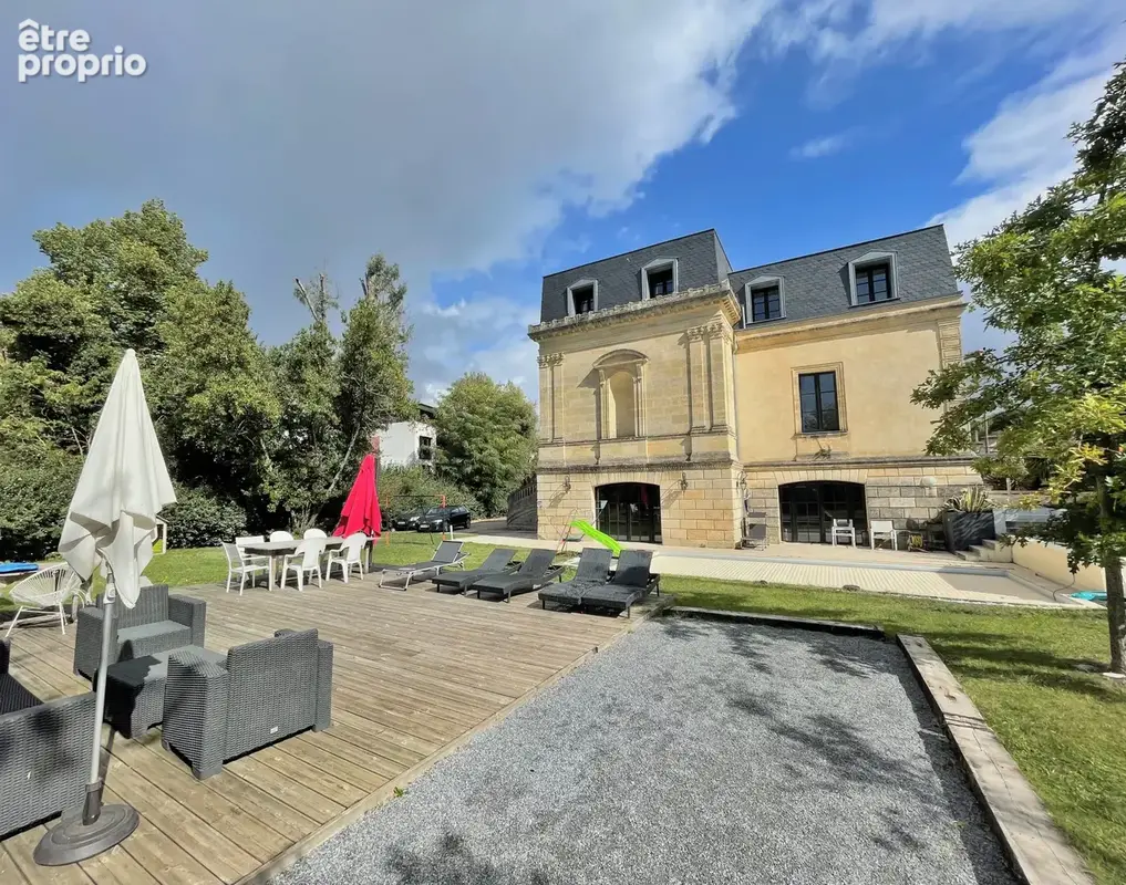 TALENCE Bagatelle - Au rez-de-jardin d'une demeure du 18ème, duplex avec ascenseur, jardin et piscine - photo 2