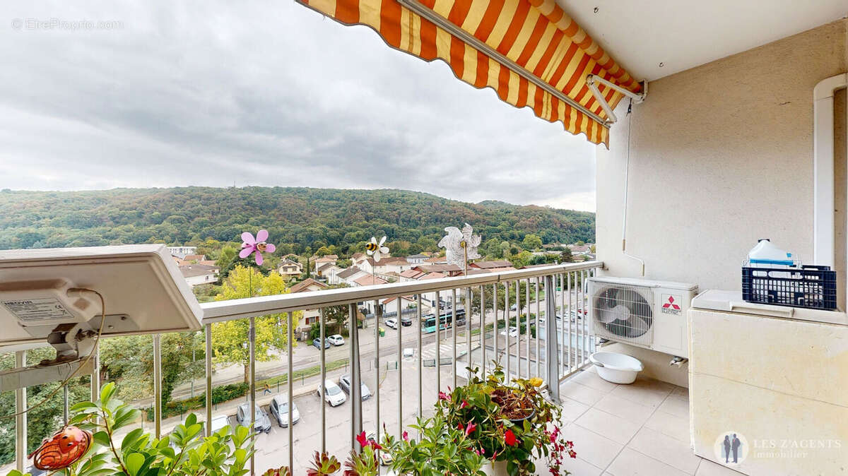 Appartement à ECHIROLLES