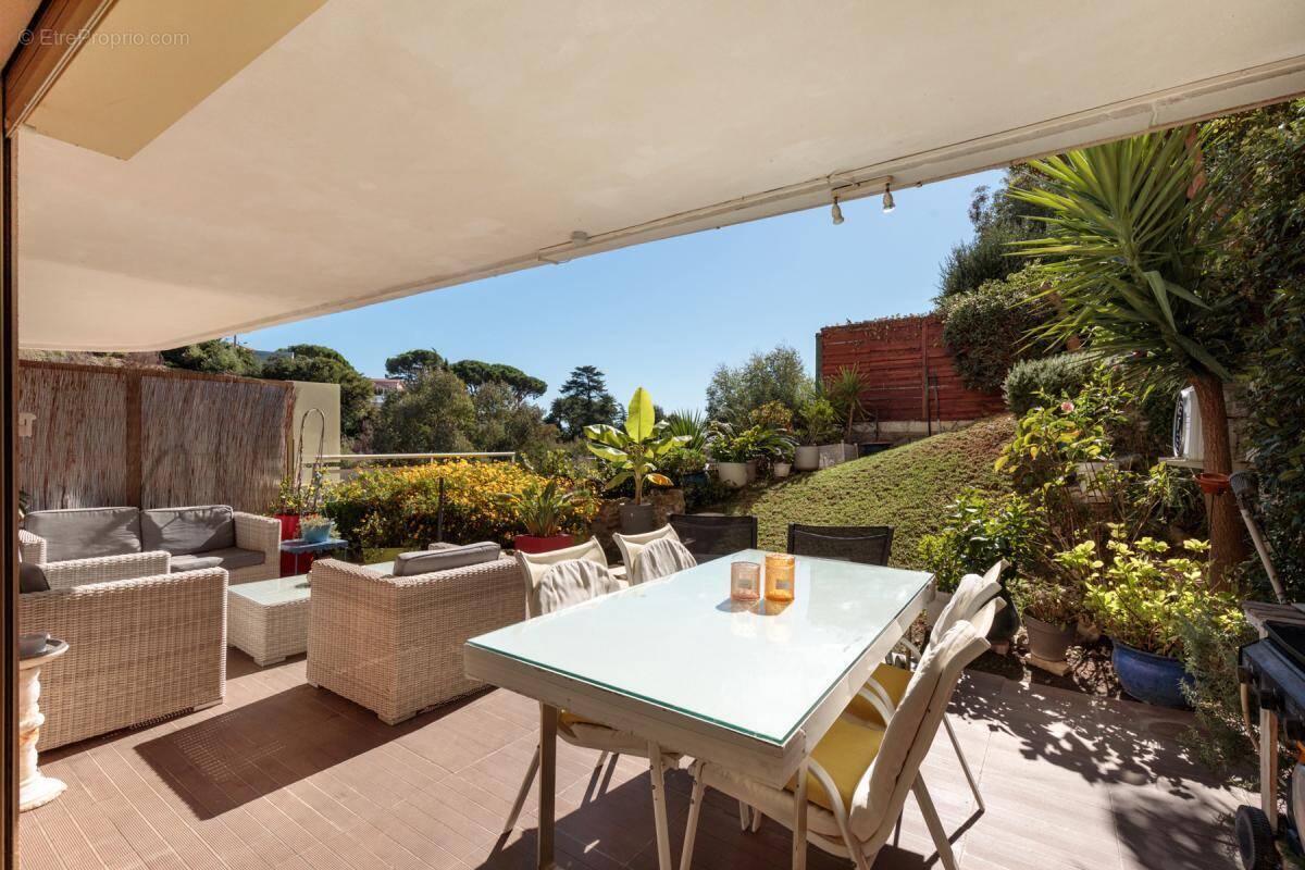 Appartement à CANNES