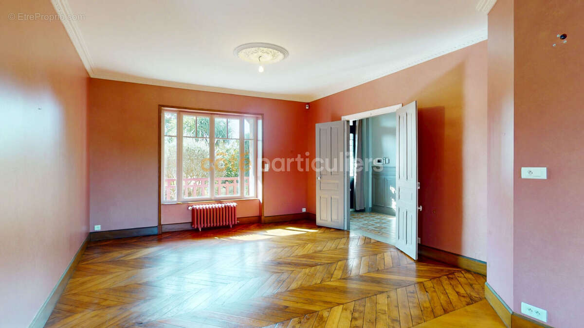 Angey, Demeure de charme familiale 216m2 ,5 chambres ,Parc arboré & bassin naturel - photo 9