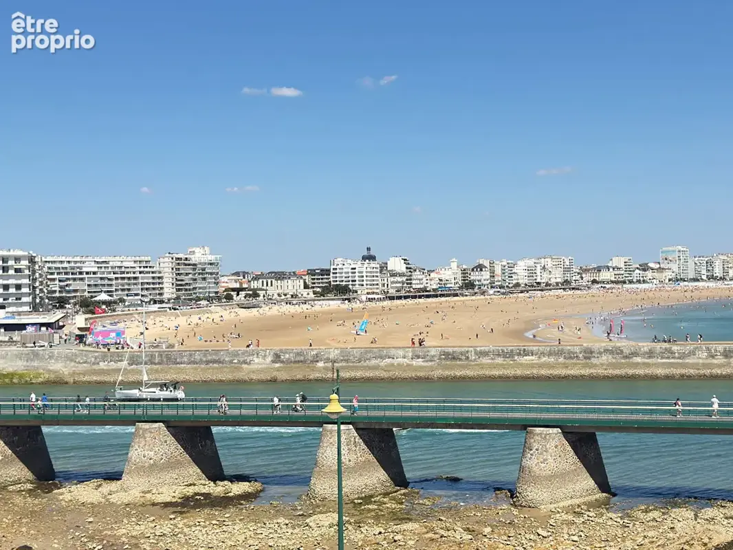 Face à la baie  des Sables, vue exceptionnelle à 2 pas du quai - photo 8