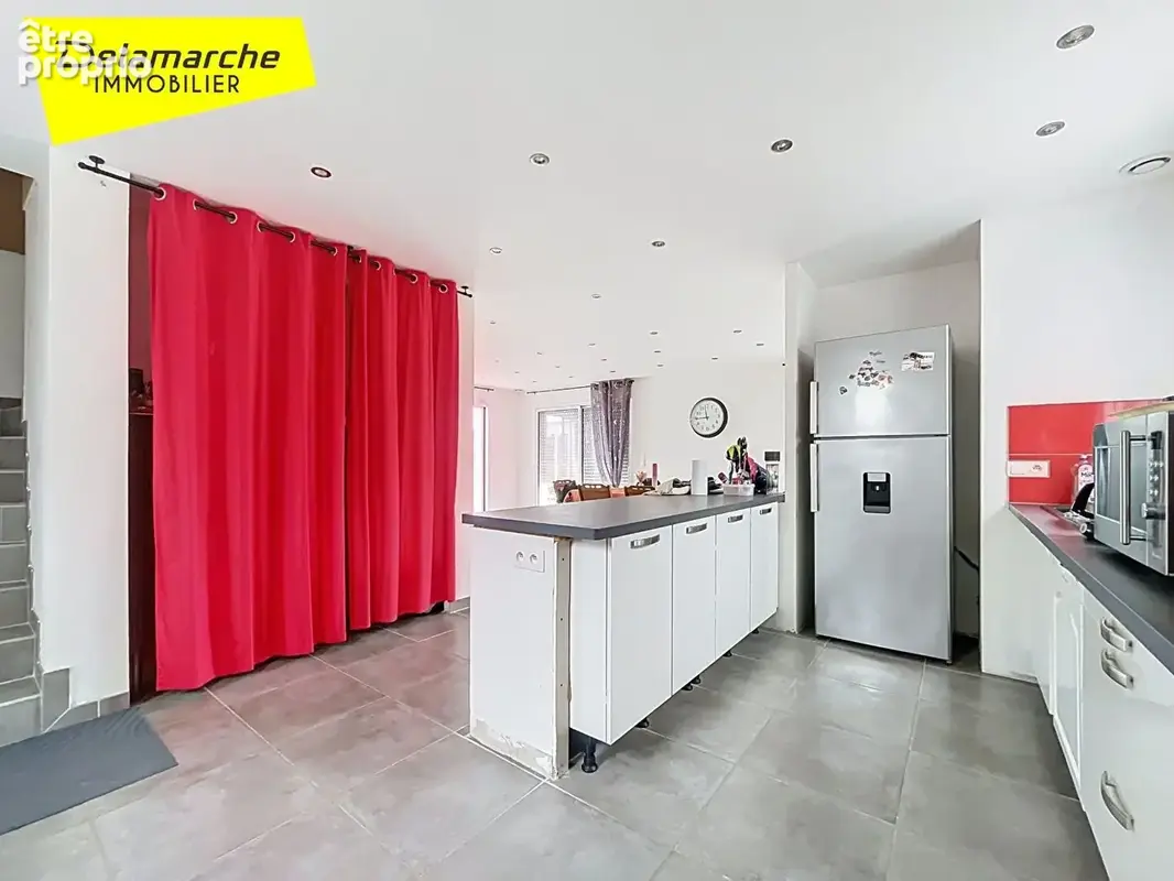 À vendre  a sartilly  baie bocage sur la commune de montviron maison moderne 3 chambres  garage attenant 1025 m² de terrain a 10 - photo 13