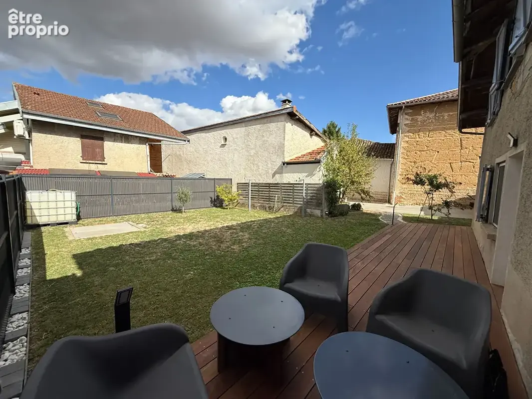 Fermette rénovée avec charme et joli terrain clos - photo 3