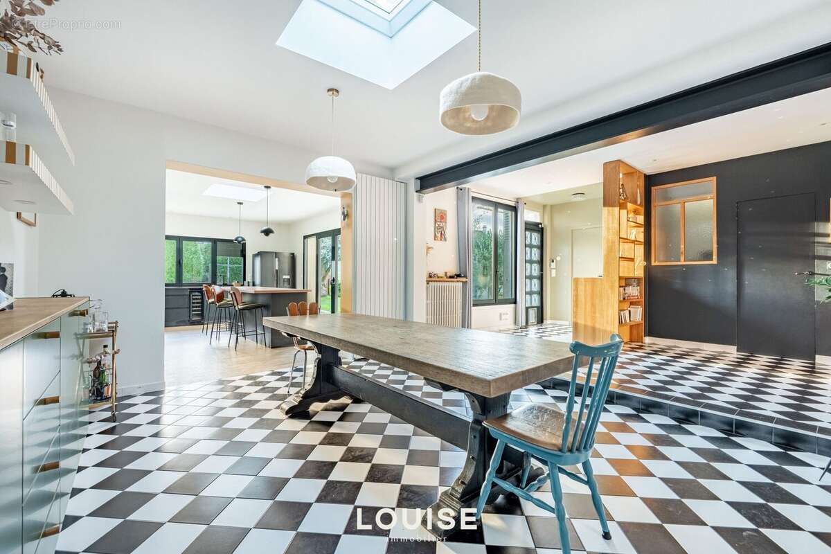 Maison à VELIZY-VILLACOUBLAY