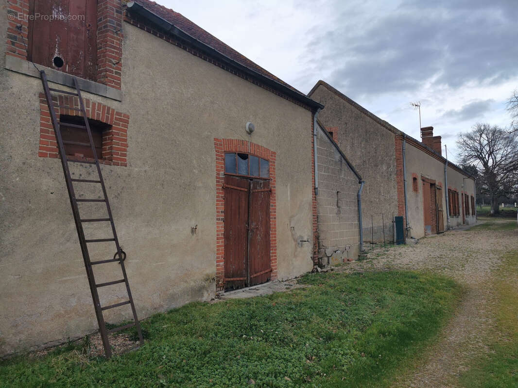 Maison à CHATRES-SUR-CHER
