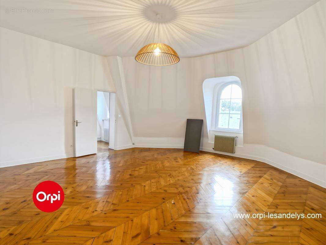 Les Andelys Centre ville-  Appartement T2 avec ascenseur - 59 m² - photo 4
