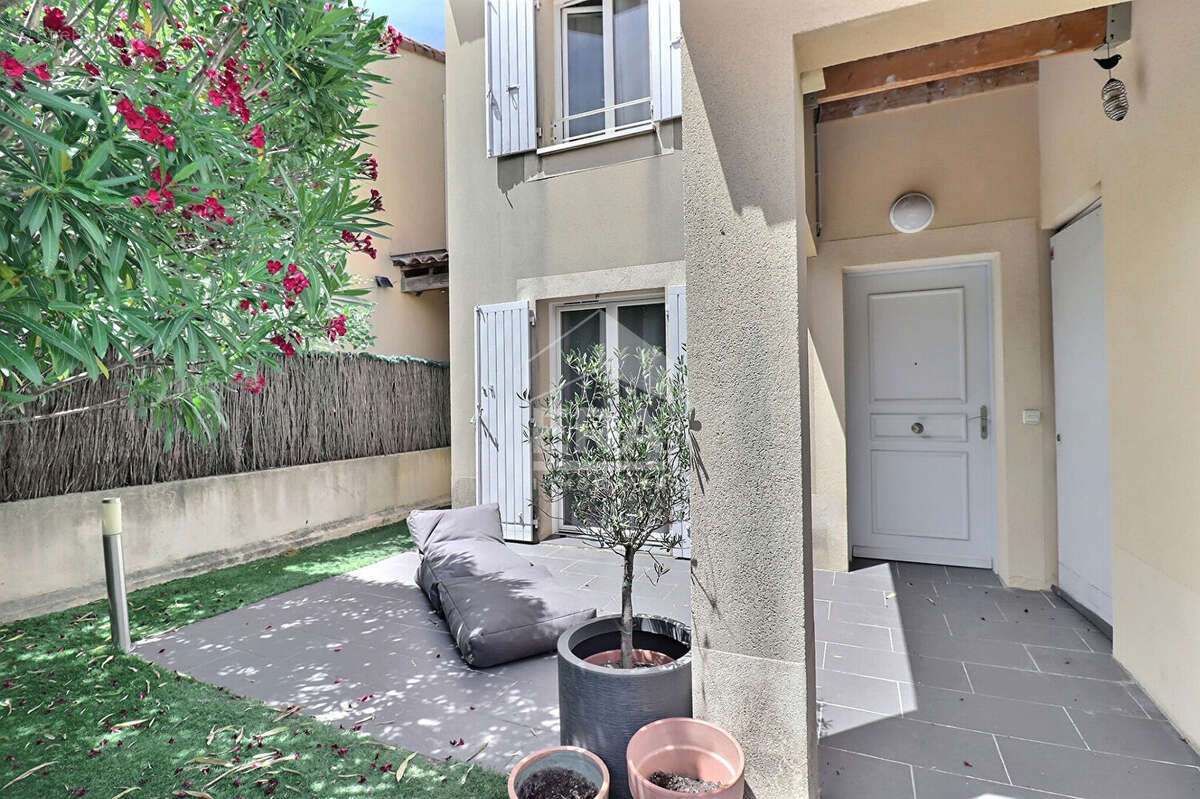 Maison à SAINT-CANNAT