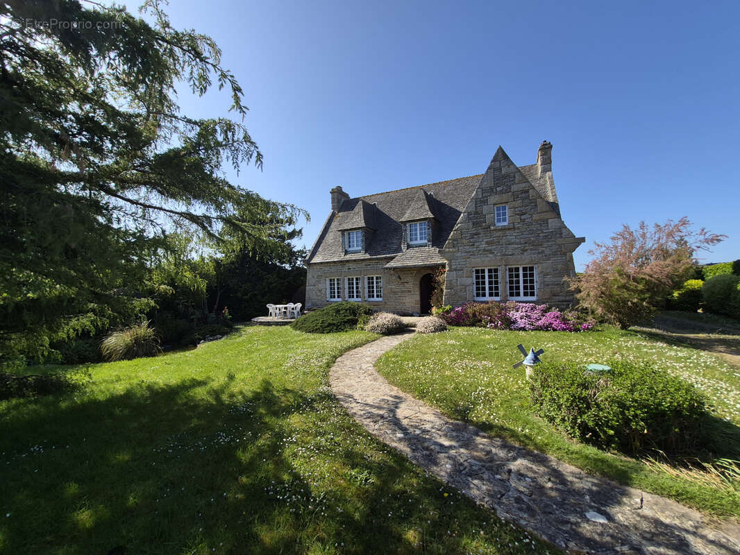Maison à ROSCOFF