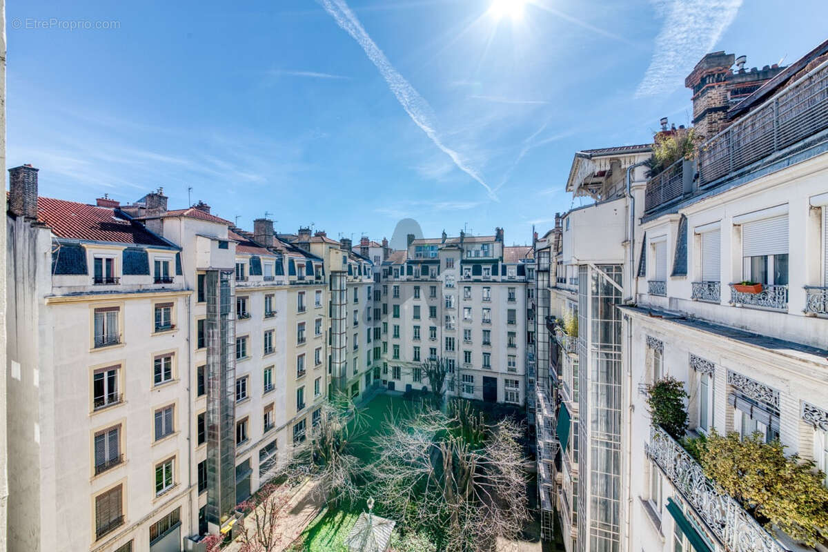 Appartement à LYON-6E