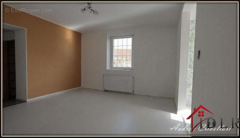 Maison à ETIVAL-CLAIREFONTAINE