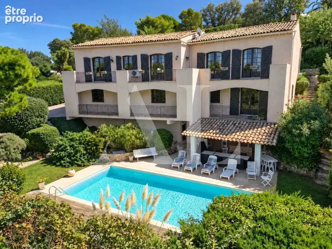 Photo Maison à Vallauris au prix de 1 420 000€