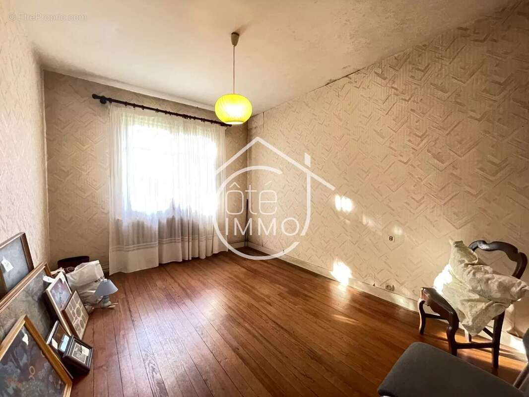 Maison à CASTILLON-LA-BATAILLE