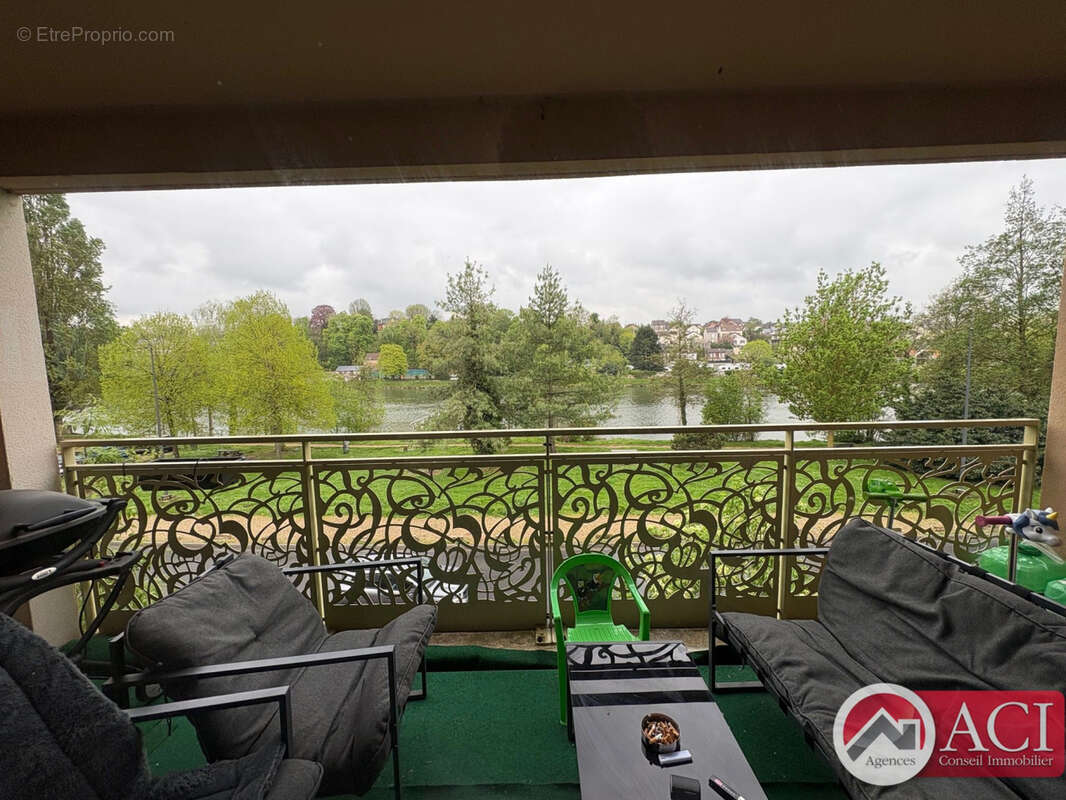 Appartement à PERSAN