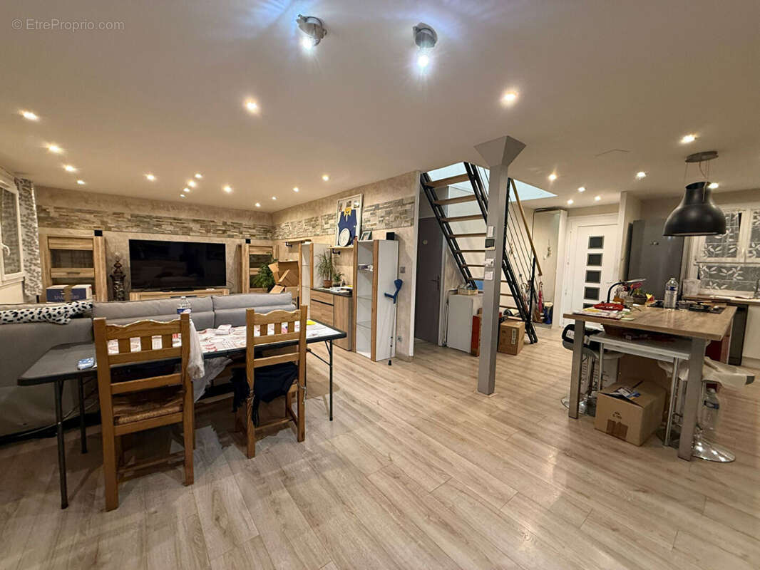 59653044b.jpg - Maison à SAINTE-GENEVIEVE