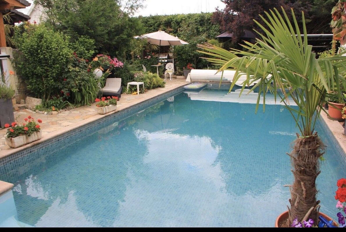 Maison 190 m² à Rixheim  - photo 4