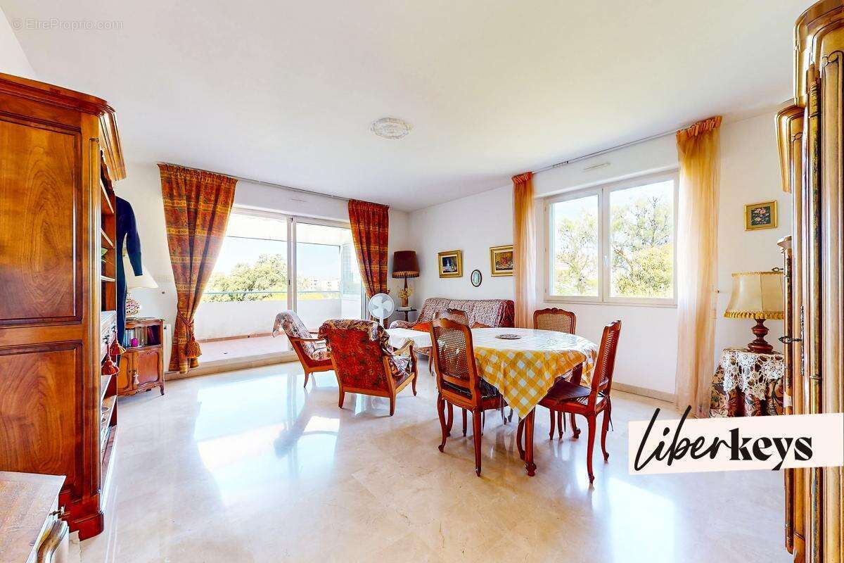 Appartement à MARSEILLE-8E