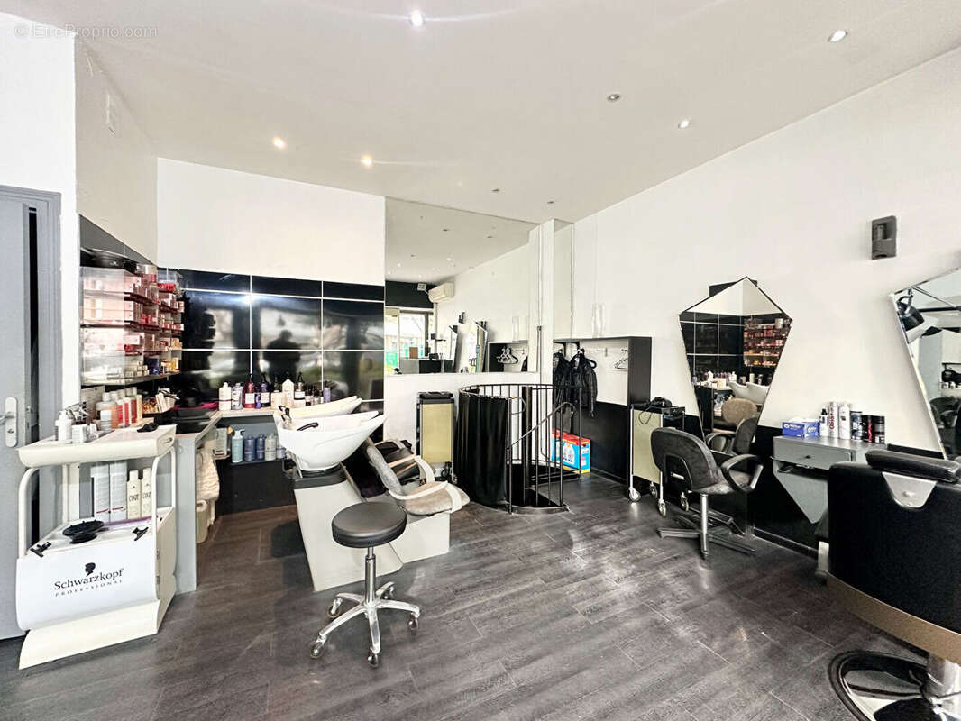 Autre à MARSEILLE-5E