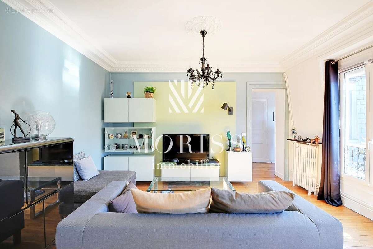 Appartement à PARIS-11E