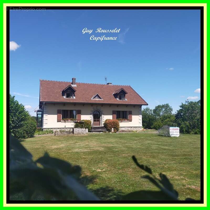 Maison à COURCELLES-LES-SEMUR