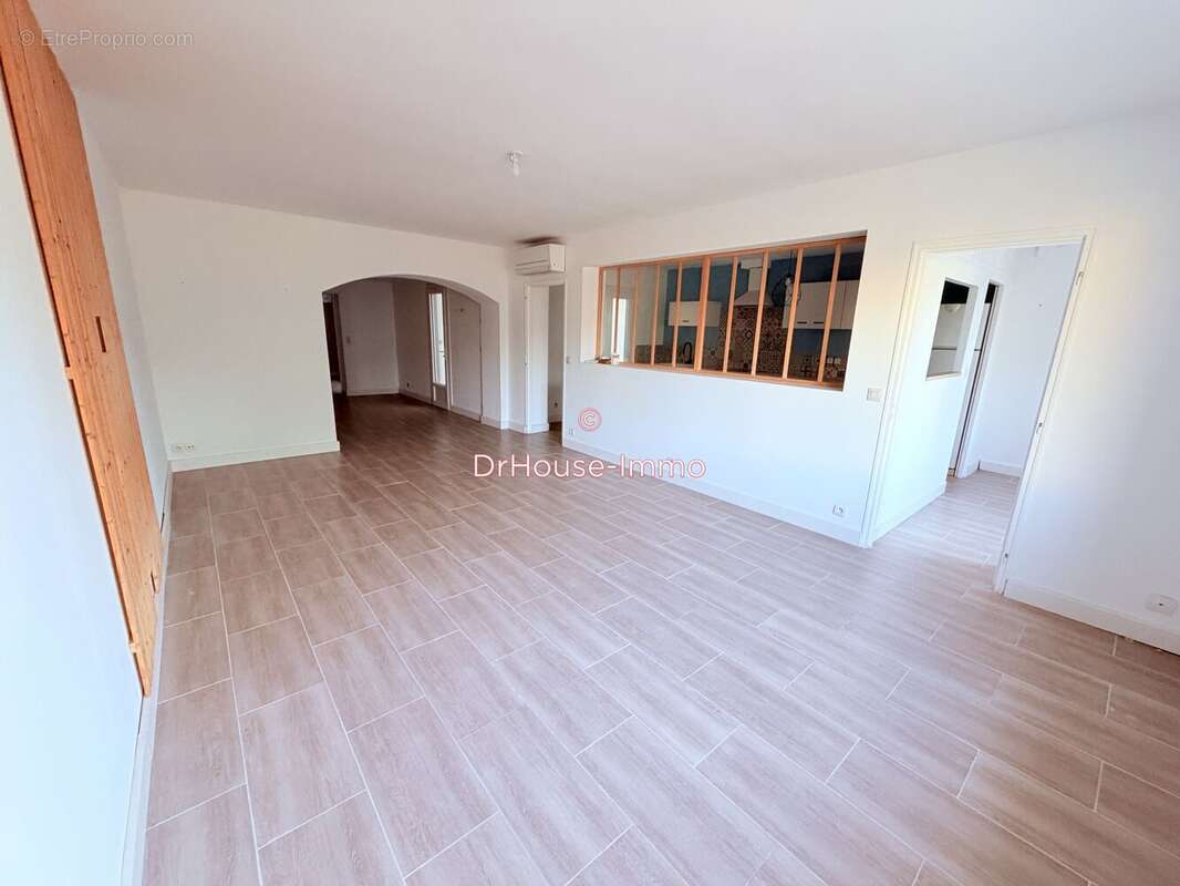 Maison 120 m² à Saint-Laurent-Medoc  - photo 3